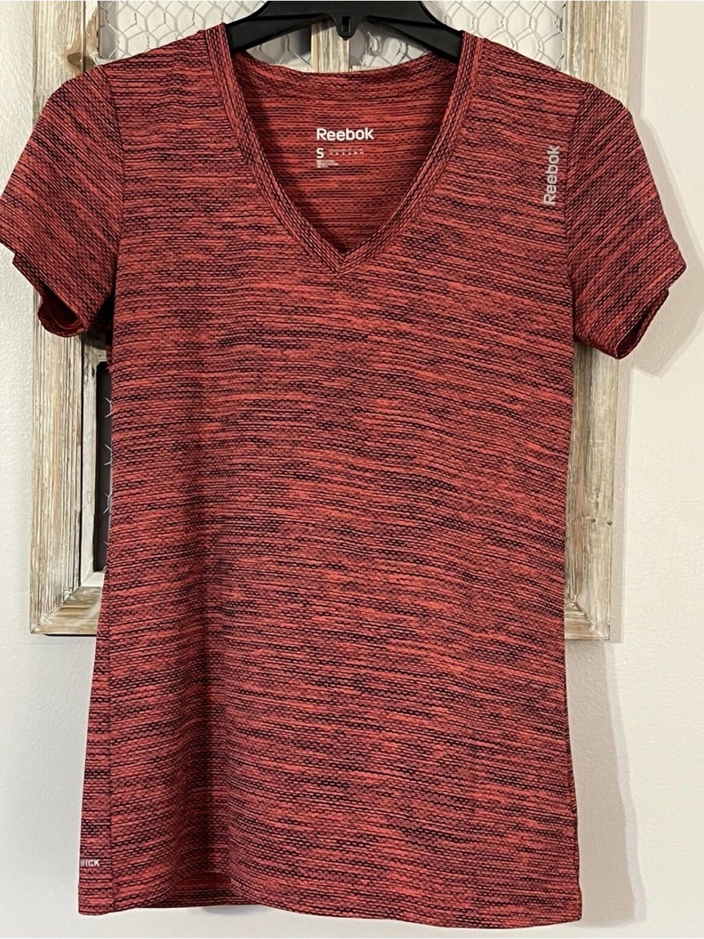 Reebok Women's Red Space-Dye V-Neck Tee